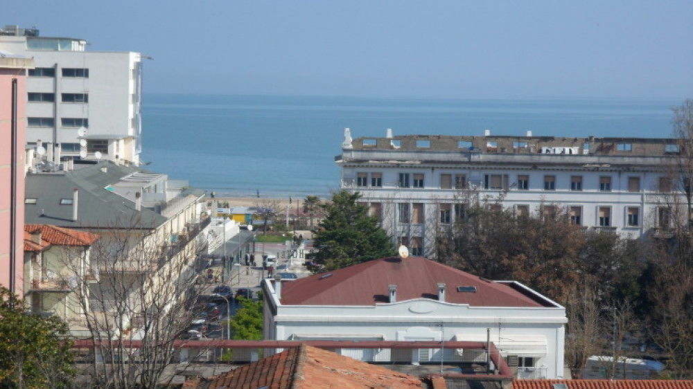 Hotel Zanarini In Centro A Riccione Luaran gambar